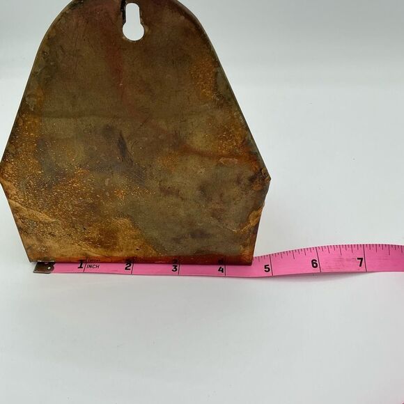 Vintage Brass Wall Planter with ties made in India - Picture 6 of 6